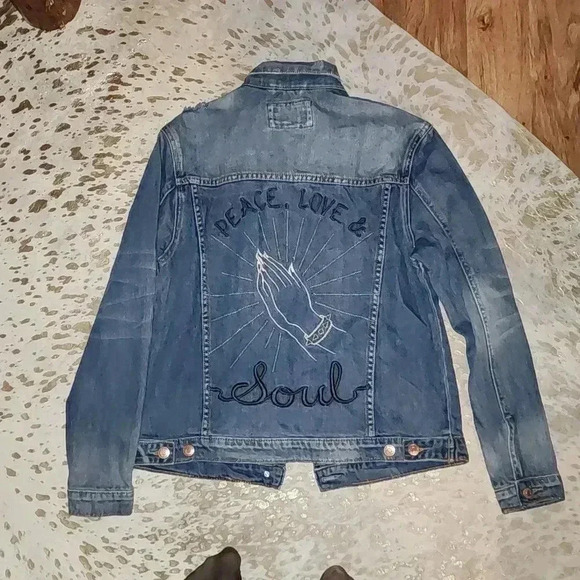 Distressed Patchwork Denim Jacket Forever 21 - Picture 6 of 7